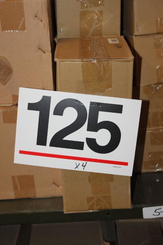 lot 125 image: 12 Pacific Rim Assorted Holiday Jump Ropes with Wood Hnadles in Retail Packaging