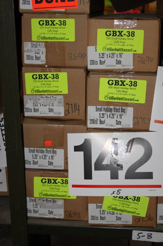 lot 142 image: 1000 Medium Holiday Word Cello Bags