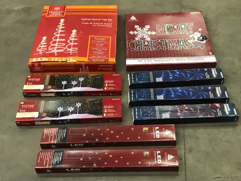 lot 25 image: Large Lot Of Assorted Holiday Light...