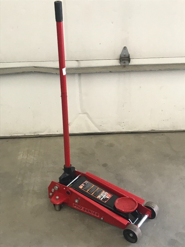 lot 41 image: Big Red 3-Ton Pro Series Service Ja...