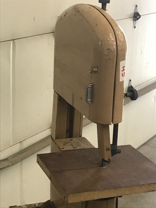 lot 45 image: Sears 115Volt Bandsaw