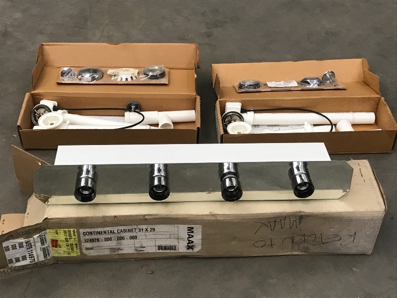 Lot Of (1) New Maax 31 Continenta...