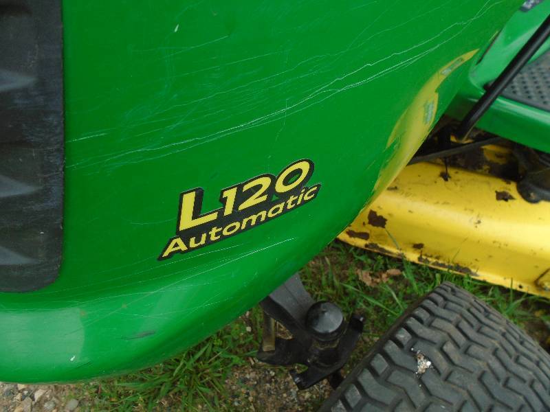 John Deere Riding Lawn Mower