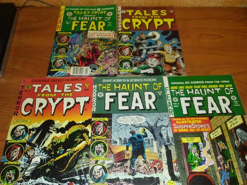5 Comics Tales from the Crypt number 2, 3, 5 and Haunt of Fear 2, 3. Wally Wood