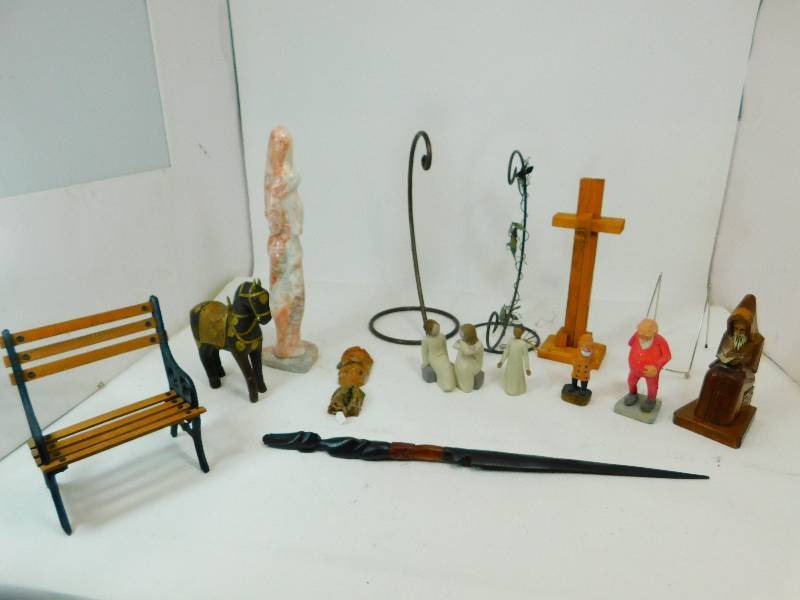 lot 38 image: Miscellaneous Collectors Items