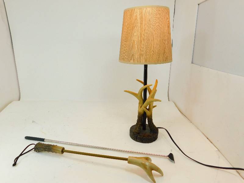 lot 44 image: Wooden Lamp Base With Three Antler Trim & Lamp Shade & An Antler Back Scratcher