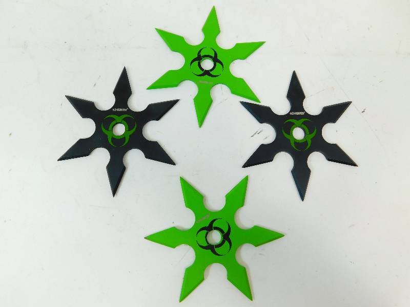 lot 52 image: Four Z-Hunter Throwing Stars