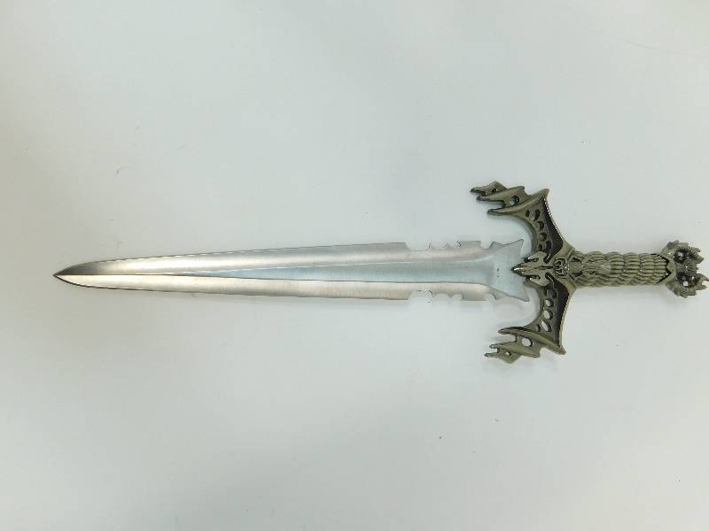 lot 80 image: Collectors Stainless Steel Dagger Made In China