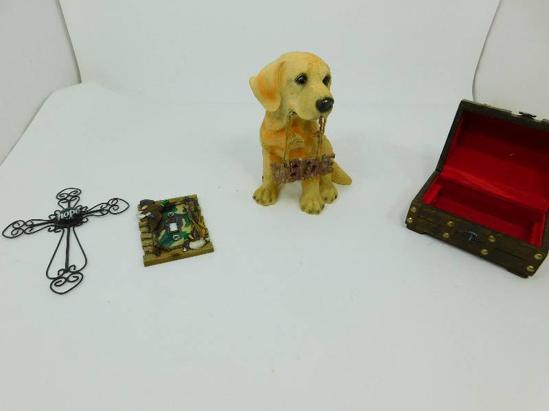 lot 90 image: Four Miscellaneous Items