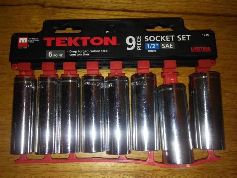 lot 370 image: New deep socket set 9 Piece, 12 inch SAE