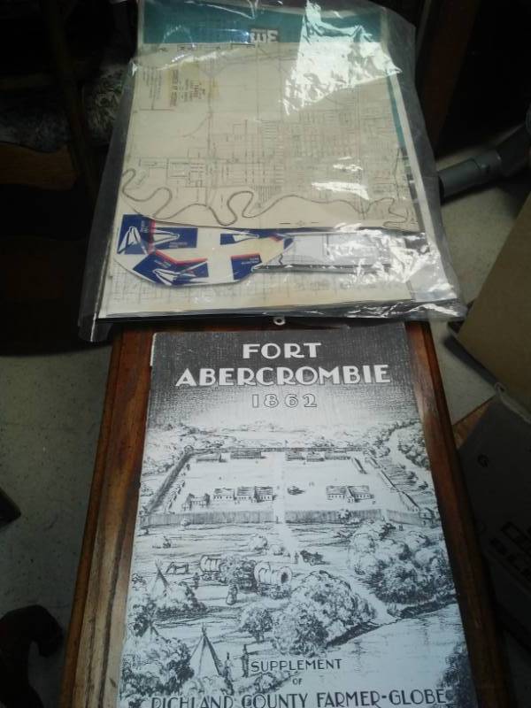 lot 395 image: Historical Maps & More