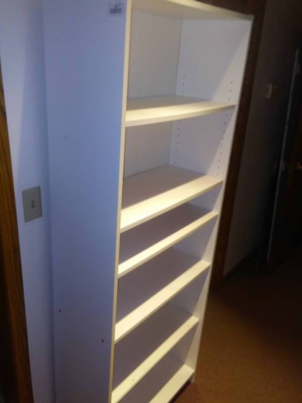 lot 407 image: White shelving unit, 72 x 28 w x 12 d comment nice, adjustable shelves