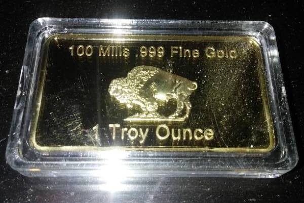 lot 412 image: 1 oz bison gold bullion, NDSU, 100 Mills .999 fine gold, gold-plated