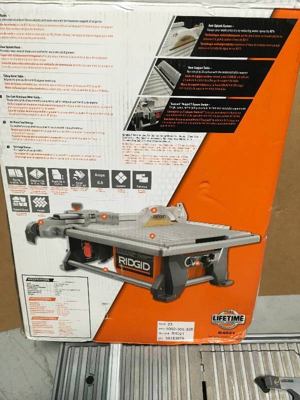 Ridgid 120-Volt 7 in. Table Top Wet Tile Saw  In good working condition