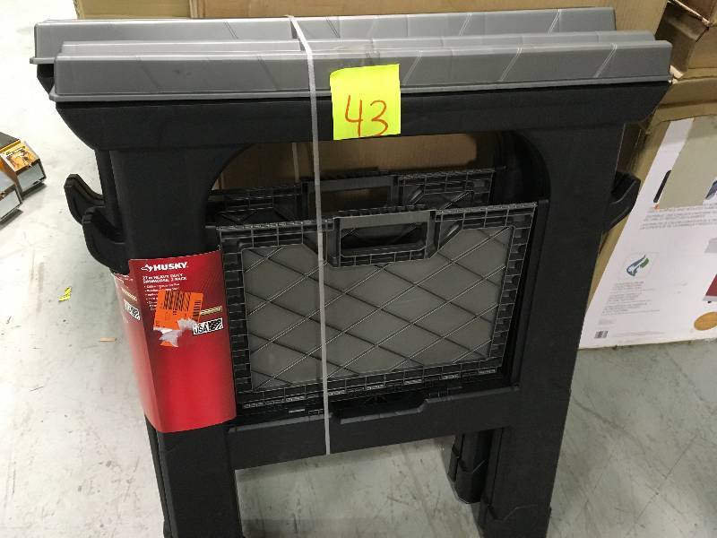HUSKY Heavy Duty 27.3 in. Folding Sawhorse (2-Pack) in good conditions whit small damage