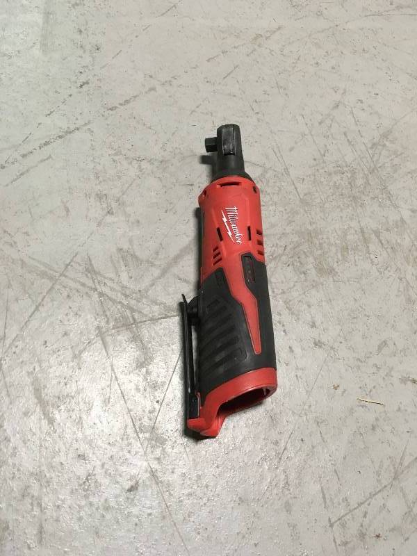 MILWAUKEE M12 12-Volt Lithium-Ion Cordless 38 in. Ratchet (Tool-Only) in working condition