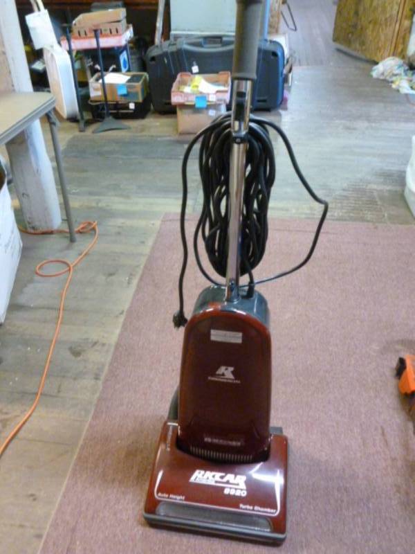 Riccar Vacuum Cleaner