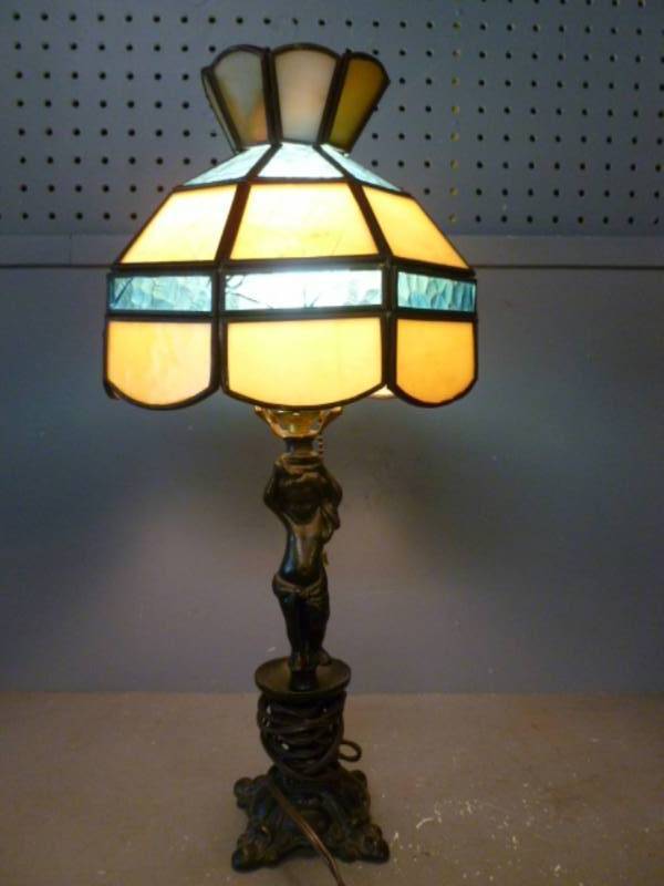 Dresser Lamp