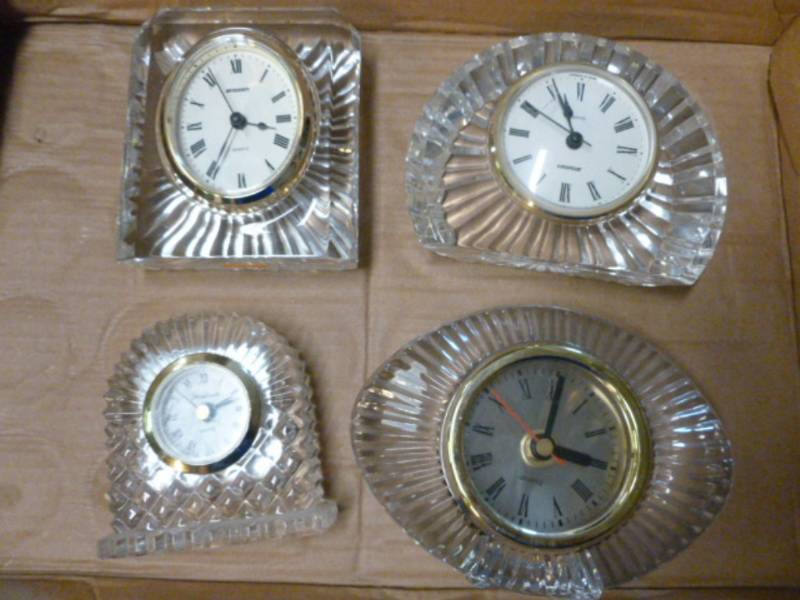 Dresser Clocks