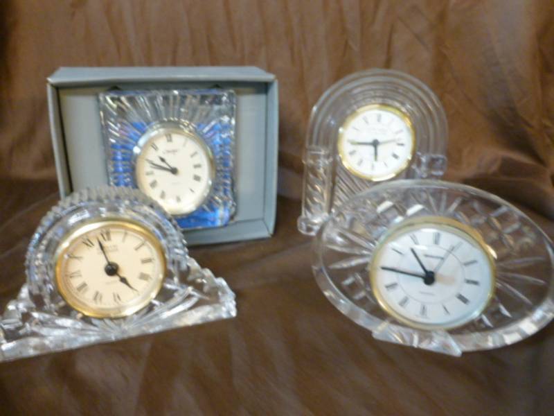 Dresser Clocks