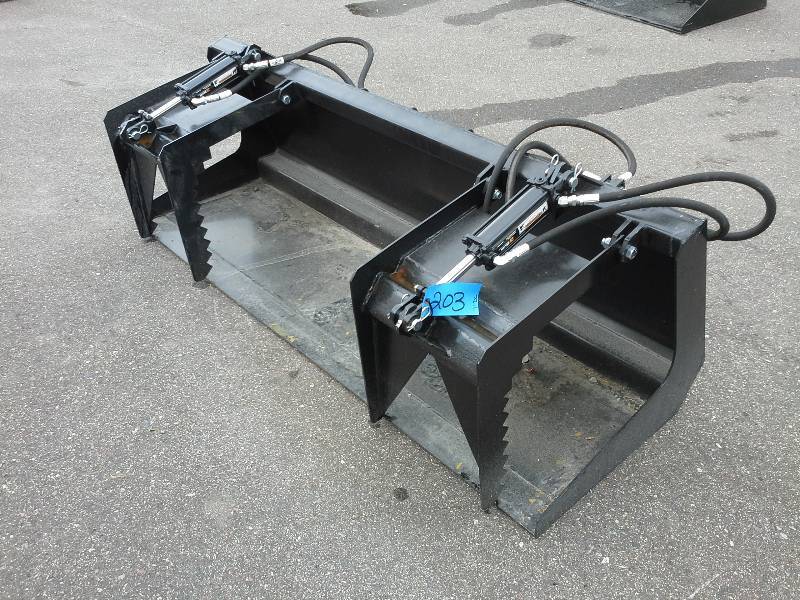 84 Solid Bottom Double Grapple Bucket (Skidsteer Attachment)