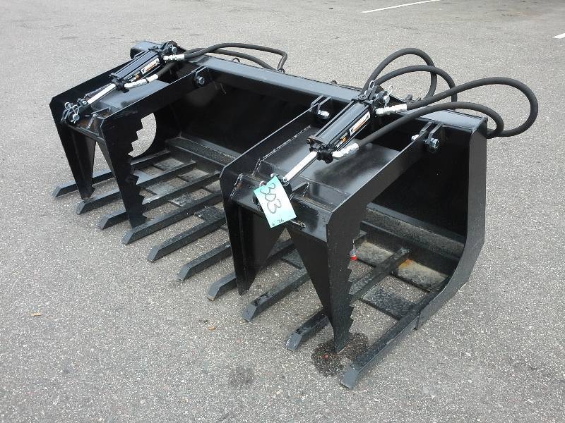 lot 303 image: 72 Double Grapple Bucket (Skid Steer Attachment)