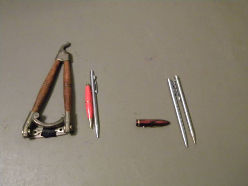 Sheaffers Pen, Pencil & Pen Cap and Pen, Pencil & Decor