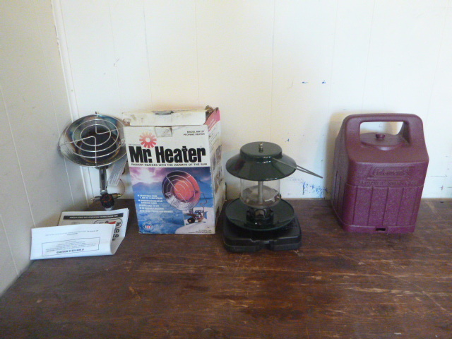 lot 21 image: Mr. Heater Propane Heater