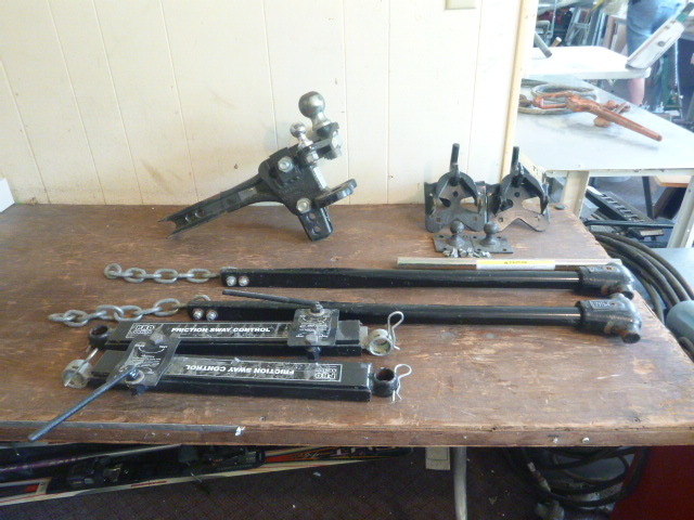 lot 34 image: Road Master Pro Series Towing System