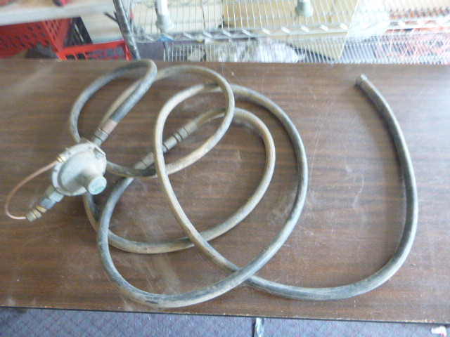 lot 49 image: Gas Hose
