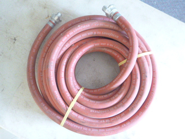 lot 47 image: Goodyear Jack Hammer Hose