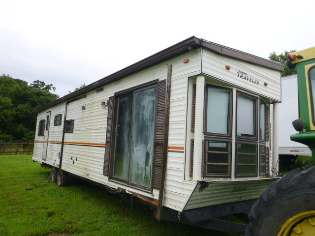 1983 Elkhart Traveler Estate Mobile Trailer 1983 Elkhart