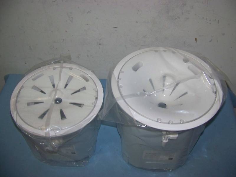lot 39 image: (1) JBL, Control 47CT and (1) JBL, Control 47HC, In-Ceiling Speakers