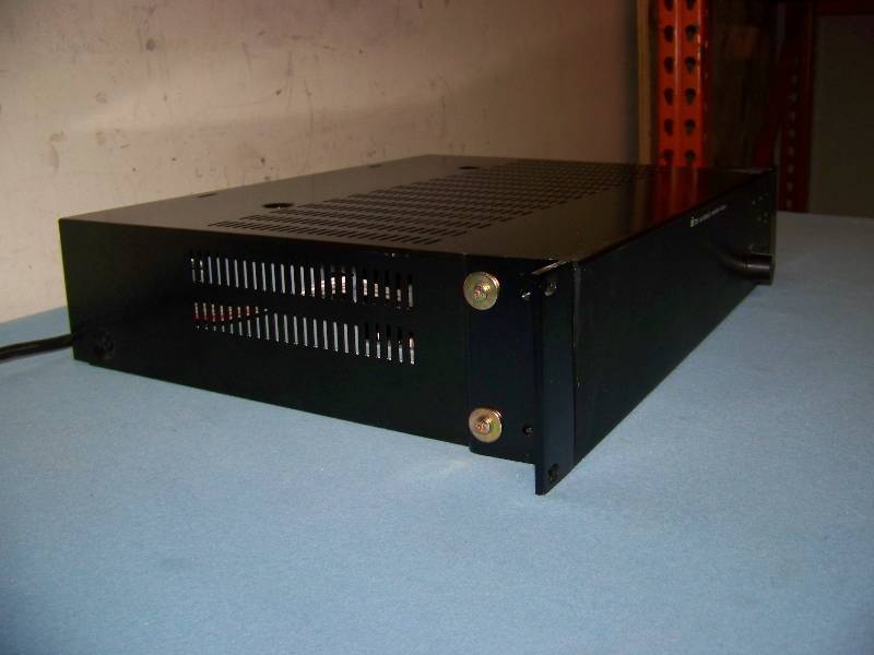 lot 48 image: TOA, 900 Series II, Single Channel, 120W, Power Amplifier  Amp with (1) Rear Module