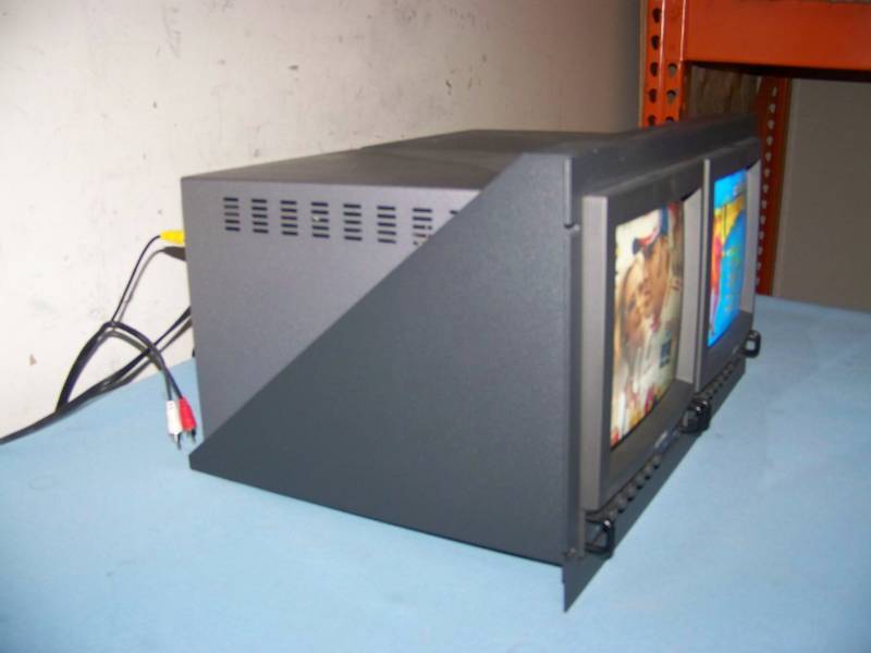 lot 67 image: (2) Pelco, 9 Color Video Monitors in Rack Shelf