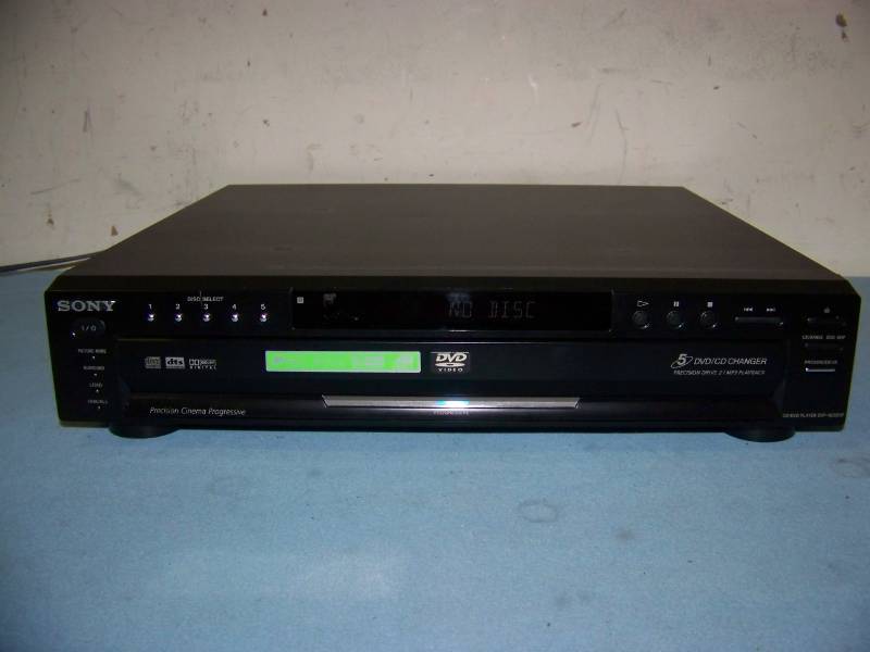 lot 72 image: Sony, 5-Disc, DVD  CD Player with Remote Control