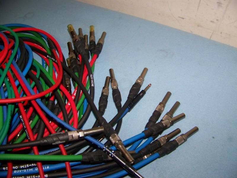lot 96 image: Lot of Patch Panel Cables
