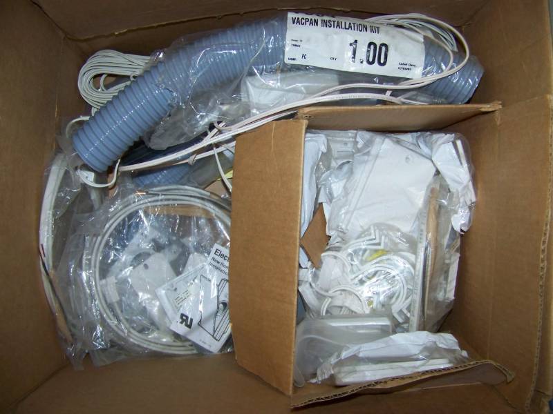 lot 117 image: (Box) Miscellaneous VacPan, Indoor Vacuum Parts and Accessories