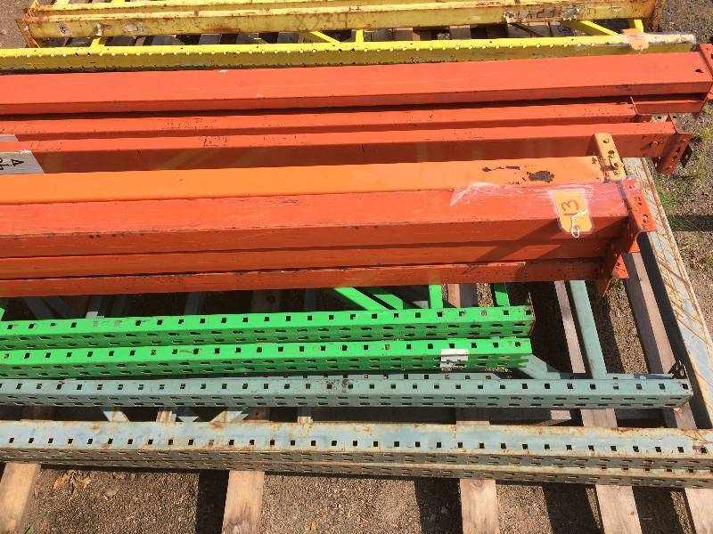 lot 13 image: Lug Style Teardrop pallet rack