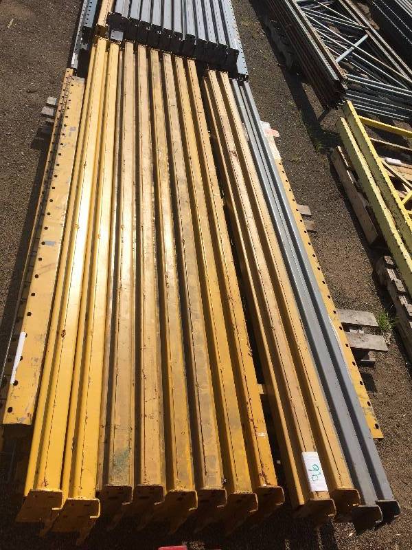 lot 15 image: Republic pallet rack