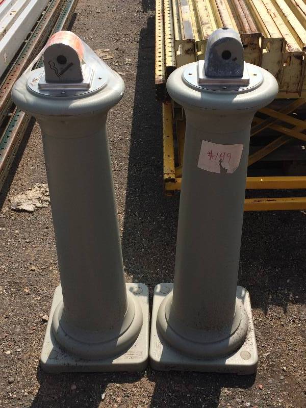 lot 27 image: Cigarette ash receptacles