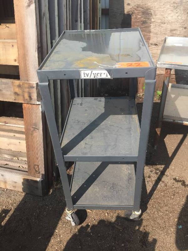 lot 22 image: 3-tier grey metal cart