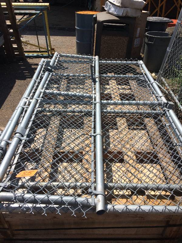 lot 85 image: Chain link fence panels and gate
