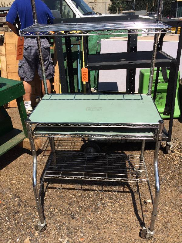 lot 101 image: Metro rolling work station