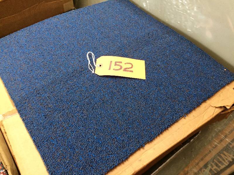 lot 152 image: Stratton royal blue carpet squares