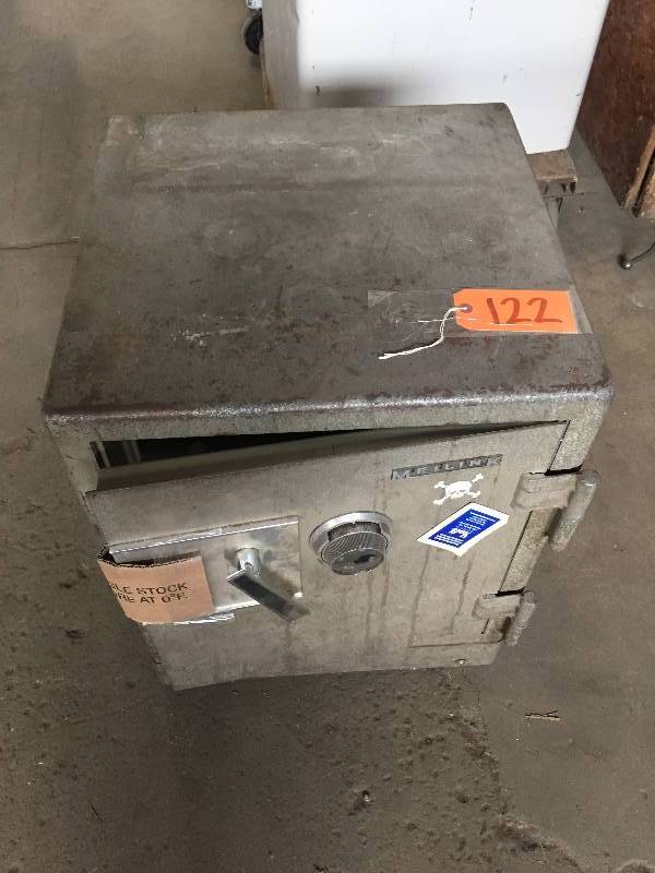 lot 122 image: Meilink Class C Safe