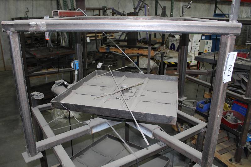 lot 179 image: Wire Turn Table w Dayton Permanent Magnet DC Motor