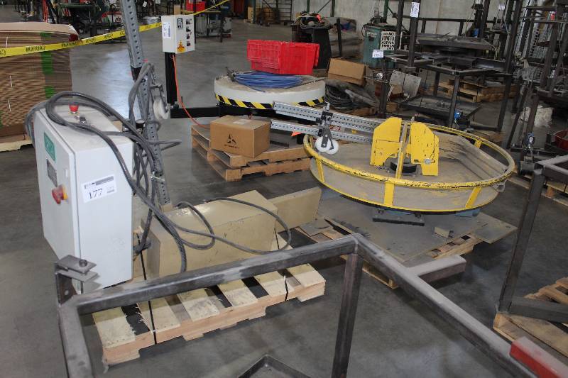 lot 177 image: RMG Wire Turn Table w Controller