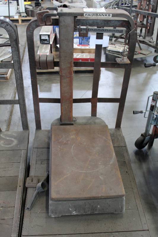 lot 200 image: Fairbanks Floor Scale