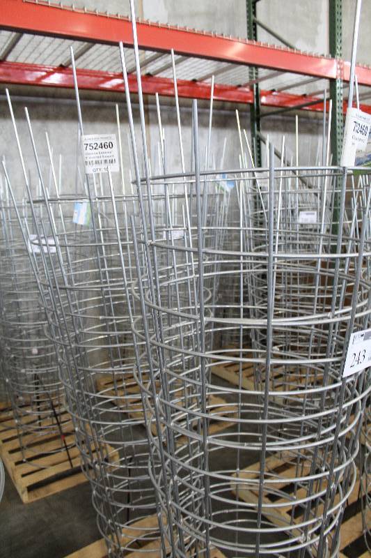 lot 243 image: Lot of (10) Glamos Extremz 5ft. Inverted Supports